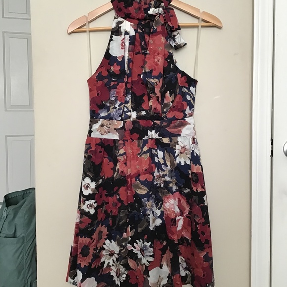 Modcloth Small Navy and Red Floral Halter Tie-Neck Dress NWOT - Picture 5 of 15